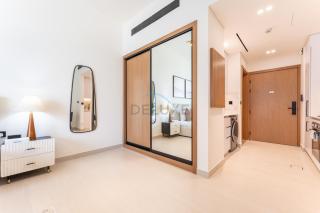 Studio Near Dubai Autodrome & Trump Golf Club, Binghatti Amber, JVC By Deluxe Holiday Homes - 9