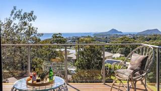 Hamptons By The Bay - Nelson Bay - 6