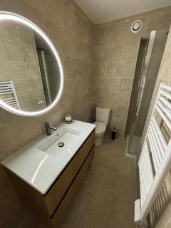 Le Rocher - Appt pour 6 climatisé avec piscine - 6