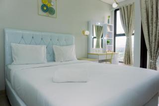 Restful and Comfortable Studio Transpark Bintaro Apartment By Travelio - Tangerang - 6