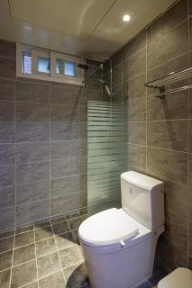 LEBROWN Stay - Seoel - 3