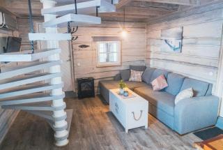 Cozy River House with hot tub - 1