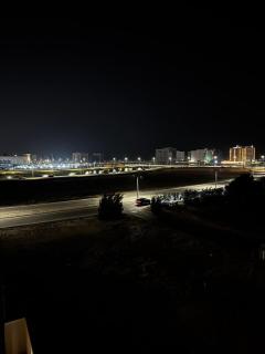 شقة مودرين بجاكوزي واطلالة على البحر - Al Khobar - 2