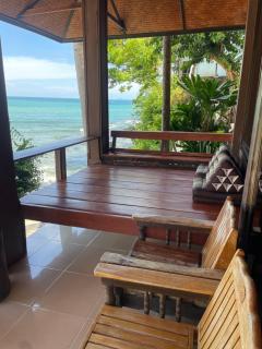 Sea view bungalow - - 6
