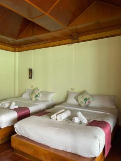 Sea view bungalow - - 7
