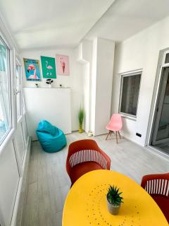 Flamingo Top Center Apartment - Warna - 5