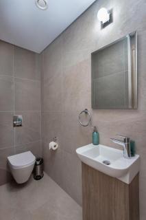 City Hall Suites - Limassol - 4