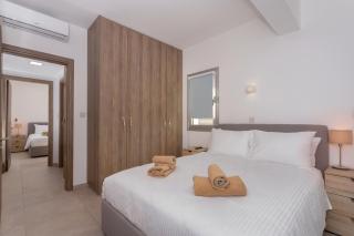 City Hall Suites - Limassol - 3