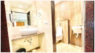 LUXURY STAY Hotel # M-A-N-G-A-L - S -UJN-PREMIER HOTEL & SUITES - Near Mahakal Temple ujjain, A TRULY EXQUISITE EXPERIENCE'' - Ujjain - 6