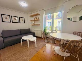 AtuaireHome Balcón a la Puebla 38 con Parking Incluido - Burgos - 0