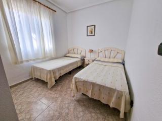 Perfect bungalow in urbanization - Alicante - 5