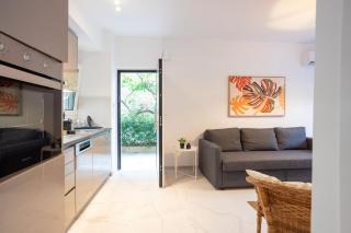 Renovated 2-Bedroom Apt Near the Athenian Coast - Atene - 5