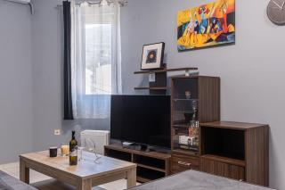 Central square 1 st floor apartment - Émbonas - 5