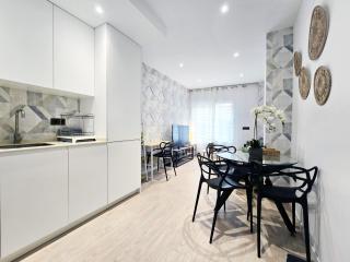 AA Guest - Biznaga Beach Center Eco Apartment - Fuengirola - 1