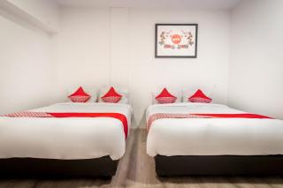 Dancenter Metropolitan Homestay Near Komplek Asia Megamas Medan - 1