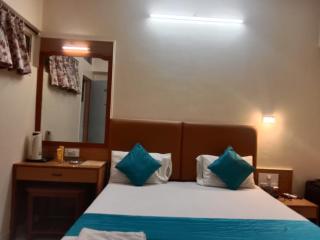 SAIGAL Guest House - Bombay - 9