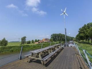 Cushy Boat in Merkem with Terrace - Drie Grachten - 9