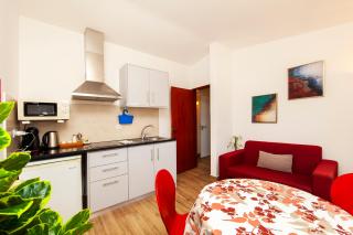 A38 - Rising Sun Top-Floor Flat - Lagos - 7