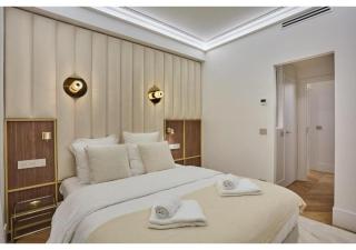 Apartment Matignon St Honore by Studio Prestige - París - 0