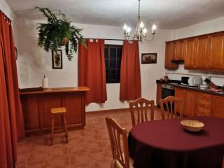 Reserva tu Estupenda Casa en Los Llanillos - Isora - 6