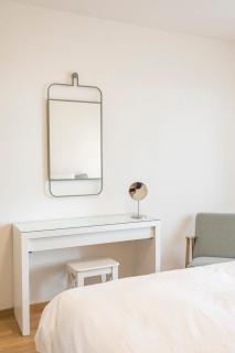 Modern appt opposite theatre, 7 min walk to Messe - 1