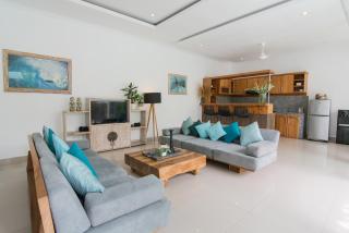 Stylish Three Bedroom Villa Near Atlas Beach Club & Beach. - Canggu - 0