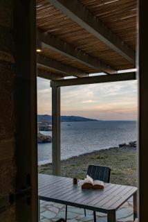 Petroto - Kithnos - 0