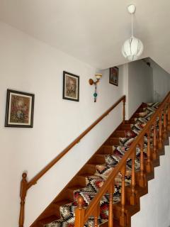 StoneTale Garden Guesthouse - Gjirokastër - 9