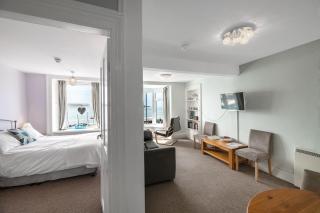 Aberdyfi Sea View Apartment - Aberdyfi - 2