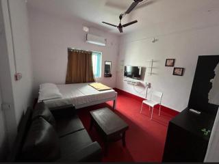 Raj Andar Guest House - Agartala - 4