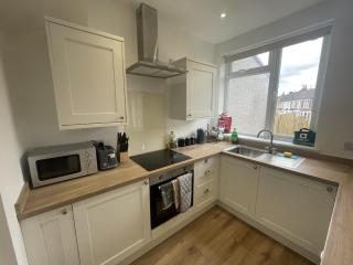 Refined Comfort in the Heart of Bedminster - 9