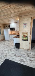Rustic Treehouse - Peyton - 2
