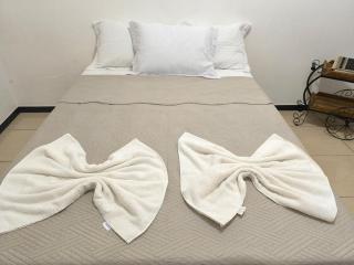 Casa Grande com área Gourmet e Garagem - 5