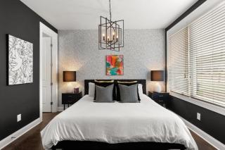 2 Chic Townhomes Near Geodis Sleeps 22 - Nashville - 6