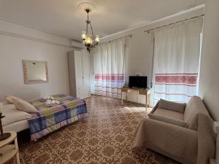 Casa sulla Piazzetta - Olbia - 5