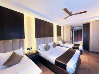 Hotel White Pearl - Colaba Mumbai - Mumbai - 1