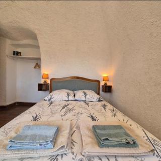 Appartement médiéval au cœur du village de Lama - Lama - 9
