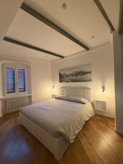East West Room - Arco - 1