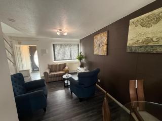 Close London City Airport- PetOK - Free Parking - 1