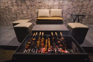 SaffronStays Elysian - - 4