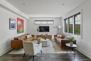 Le Venture - Atlanta - 2