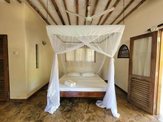 Private 4 Bedroom Villa in Diani - Galu - 7