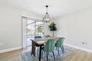 Luxury getaway, Relax & Recharge Heated Pool - Spring Hill - 5