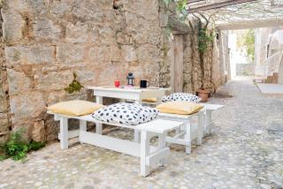Picturesque Stonehouse in a Knockout Location - Vrboska (Verbosca) - 8