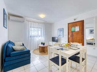 Apartment Jurkovic-2 by Interhome - Njivice - 8