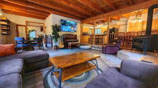 GroupReady, HotTub, PoolTable, FullKitchen & Pups - Portola - 5