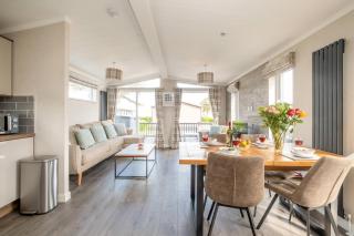 Driftwood Lodge, Sizewell - Adults only property - Aldeburgh Coastal Cottages - 5