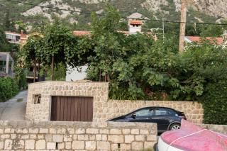 Studio Scala in a seaside house - Dobrota - 8