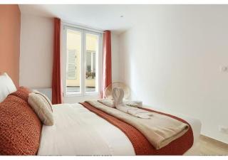 Apartment Center of Paris by Studio prestige - 4