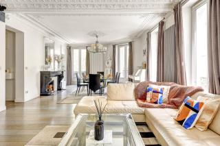 Elegant 3BR Champs-Élysées & Arc de Triomphe - Parijs - 8